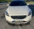 Белый Вольво В40, объемом двигателя 2 л и пробегом 132 тыс. км за 13642 $, фото 1 на Automoto.ua