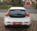 Белый Вольво В40, объемом двигателя 2 л и пробегом 50 тыс. км за 27000 $, фото 11 на Automoto.ua