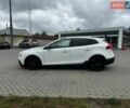 Белый Вольво В40, объемом двигателя 1.5 л и пробегом 182 тыс. км за 16200 $, фото 8 на Automoto.ua