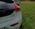 Белый Вольво В40, объемом двигателя 1.97 л и пробегом 228 тыс. км за 17000 $, фото 3 на Automoto.ua