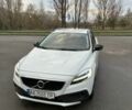 Белый Вольво В40, объемом двигателя 1.5 л и пробегом 120 тыс. км за 18000 $, фото 1 на Automoto.ua