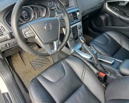 Белый Вольво В40, объемом двигателя 1.97 л и пробегом 165 тыс. км за 18200 $, фото 17 на Automoto.ua