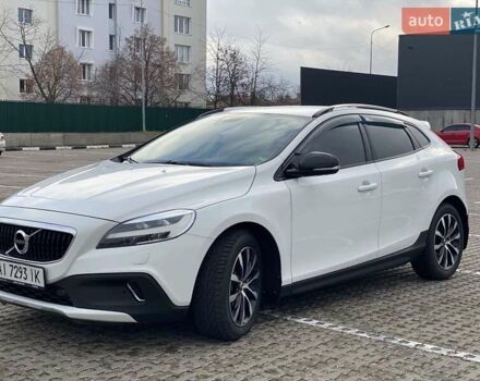 Белый Вольво В40, объемом двигателя 1.5 л и пробегом 135 тыс. км за 18500 $, фото 7 на Automoto.ua