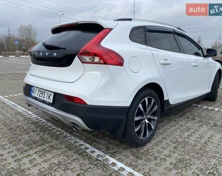 Белый Вольво В40, объемом двигателя 1.5 л и пробегом 135 тыс. км за 18500 $, фото 4 на Automoto.ua