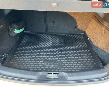 Белый Вольво В40, объемом двигателя 1.5 л и пробегом 135 тыс. км за 18500 $, фото 31 на Automoto.ua