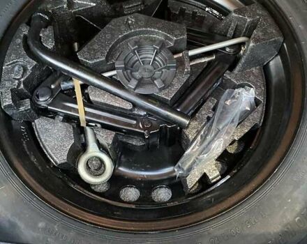 Вольво В40 2019 в Киеве на Automoto.ua Белый Вольво В40, объемом двигателя 1.5 л и пробегом 135 тыс. км за 18700 $, фото 20 на Automoto.ua