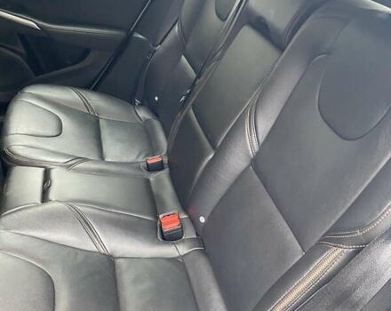 Вольво В40 2019 в Киеве на Automoto.ua Белый Вольво В40, объемом двигателя 1.5 л и пробегом 135 тыс. км за 18700 $, фото 9 на Automoto.ua