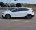 Белый Вольво В40, объемом двигателя 2 л и пробегом 167 тыс. км за 18500 $, фото 1 на Automoto.ua