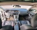 Белый Вольво В40, объемом двигателя 1.97 л и пробегом 175 тыс. км за 15500 $, фото 24 на Automoto.ua