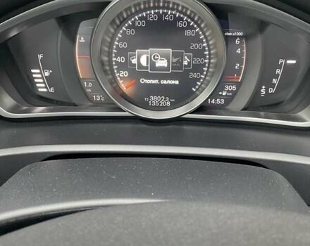 Вольво В40 2019 в Киеве на Automoto.ua Белый Вольво В40, объемом двигателя 1.5 л и пробегом 135 тыс. км за 18700 $, фото 12 на Automoto.ua