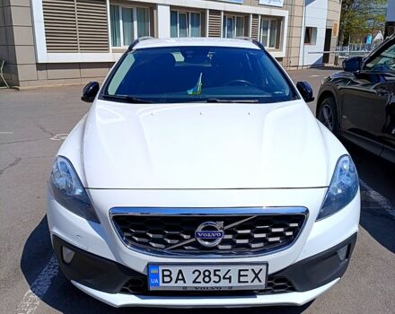 Белый Вольво В40, объемом двигателя 1.6 л и пробегом 262 тыс. км за 8700 $, фото 1 на Automoto.ua
