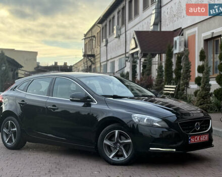 Черный Вольво В40, объемом двигателя 1.6 л и пробегом 238 тыс. км за 10950 $, фото 17 на Automoto.ua