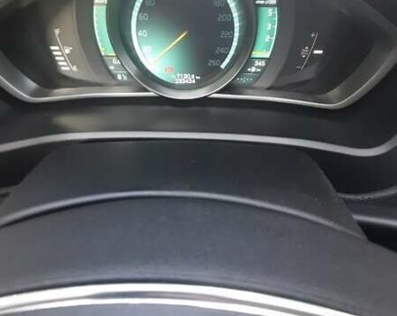 Чорний Вольво V40, об'ємом двигуна 1.56 л та пробігом 233 тис. км за 9000 $, фото 1 на Automoto.ua