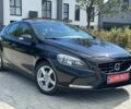 Чорний Вольво V40, об'ємом двигуна 1.6 л та пробігом 243 тис. км за 10700 $, фото 1 на Automoto.ua
