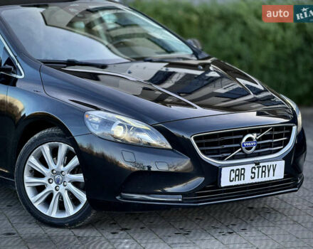 Чорний Вольво V40, об'ємом двигуна 1.6 л та пробігом 212 тис. км за 10999 $, фото 14 на Automoto.ua