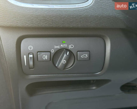 Черный Вольво В40, объемом двигателя 1.6 л и пробегом 238 тыс. км за 10950 $, фото 73 на Automoto.ua