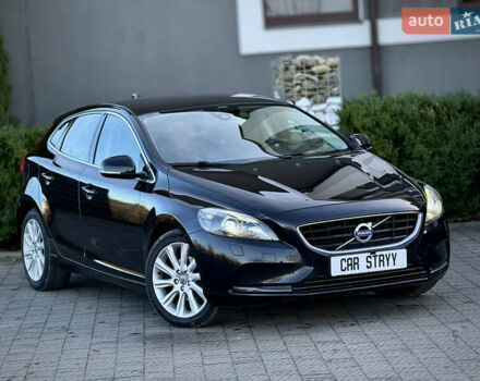 Чорний Вольво V40, об'ємом двигуна 1.6 л та пробігом 212 тис. км за 10999 $, фото 11 на Automoto.ua