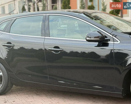 Черный Вольво В40, объемом двигателя 1.6 л и пробегом 238 тыс. км за 10950 $, фото 22 на Automoto.ua