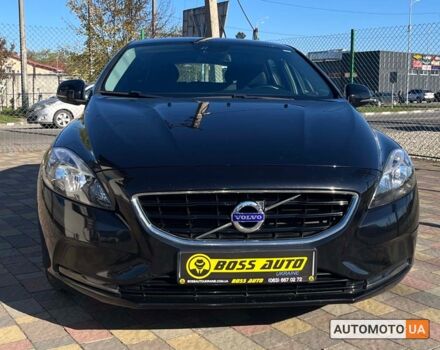 Чорний Вольво V40, об'ємом двигуна 1.6 л та пробігом 247 тис. км за 10999 $, фото 1 на Automoto.ua