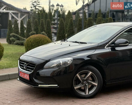 Черный Вольво В40, объемом двигателя 1.6 л и пробегом 238 тыс. км за 10950 $, фото 10 на Automoto.ua