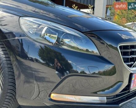 Чорний Вольво V40, об'ємом двигуна 1.6 л та пробігом 244 тис. км за 10700 $, фото 33 на Automoto.ua