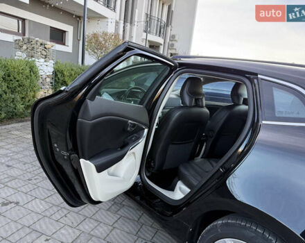 Чорний Вольво V40, об'ємом двигуна 1.6 л та пробігом 212 тис. км за 10999 $, фото 48 на Automoto.ua