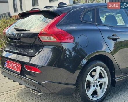 Чорний Вольво V40, об'ємом двигуна 1.6 л та пробігом 244 тис. км за 10700 $, фото 10 на Automoto.ua