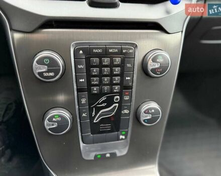 Чорний Вольво V40, об'ємом двигуна 1.56 л та пробігом 207 тис. км за 10599 $, фото 25 на Automoto.ua