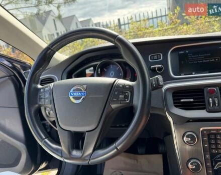 Чорний Вольво V40, об'ємом двигуна 1.6 л та пробігом 244 тис. км за 10700 $, фото 65 на Automoto.ua