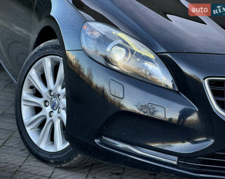 Чорний Вольво V40, об'ємом двигуна 1.6 л та пробігом 212 тис. км за 10999 $, фото 15 на Automoto.ua