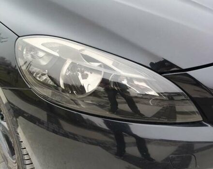 Черный Вольво В40, объемом двигателя 1.98 л и пробегом 215 тыс. км за 11000 $, фото 17 на Automoto.ua