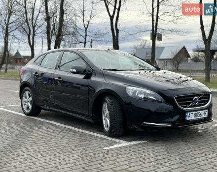 Черный Вольво В40, объемом двигателя 1.56 л и пробегом 214 тыс. км за 9800 $, фото 7 на Automoto.ua