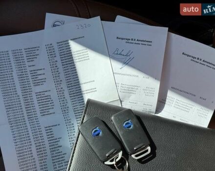 Чорний Вольво V40, об'ємом двигуна 1.6 л та пробігом 244 тис. км за 10700 $, фото 128 на Automoto.ua
