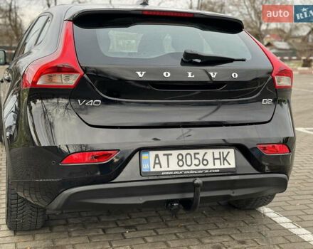 Черный Вольво В40, объемом двигателя 1.56 л и пробегом 214 тыс. км за 9800 $, фото 21 на Automoto.ua