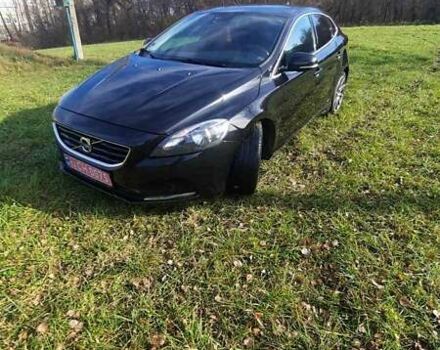 Чорний Вольво V40, об'ємом двигуна 1.56 л та пробігом 233 тис. км за 9000 $, фото 3 на Automoto.ua