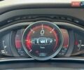 Чорний Вольво V40, об'ємом двигуна 1.6 л та пробігом 244 тис. км за 10700 $, фото 56 на Automoto.ua