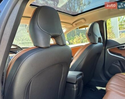 Чорний Вольво V40, об'ємом двигуна 1.6 л та пробігом 244 тис. км за 10700 $, фото 121 на Automoto.ua