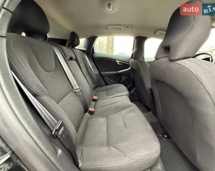 Чорний Вольво V40, об'ємом двигуна 1.56 л та пробігом 207 тис. км за 10599 $, фото 19 на Automoto.ua