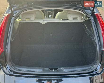 Черный Вольво В40, объемом двигателя 1.6 л и пробегом 238 тыс. км за 10950 $, фото 68 на Automoto.ua