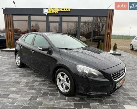 Чорний Вольво V40, об'ємом двигуна 1.56 л та пробігом 207 тис. км за 10599 $, фото 9 на Automoto.ua