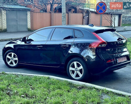 Черный Вольво В40, объемом двигателя 1.6 л и пробегом 232 тыс. км за 10550 $, фото 10 на Automoto.ua