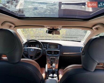 Чорний Вольво V40, об'ємом двигуна 1.6 л та пробігом 244 тис. км за 10700 $, фото 112 на Automoto.ua