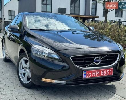 Чорний Вольво V40, об'ємом двигуна 1.6 л та пробігом 244 тис. км за 10700 $, фото 7 на Automoto.ua