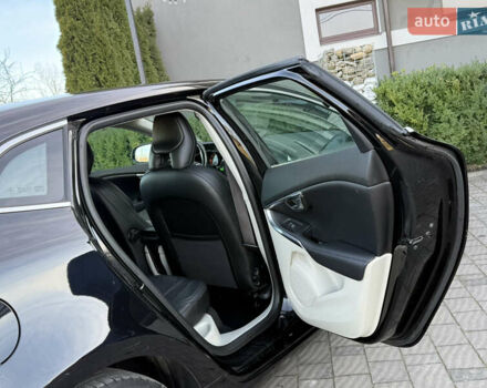 Чорний Вольво V40, об'ємом двигуна 1.6 л та пробігом 212 тис. км за 10999 $, фото 43 на Automoto.ua