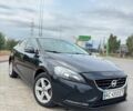 Черный Вольво В40, объемом двигателя 1.56 л и пробегом 282 тыс. км за 9500 $, фото 1 на Automoto.ua