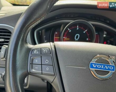 Чорний Вольво V40, об'ємом двигуна 1.6 л та пробігом 244 тис. км за 10700 $, фото 61 на Automoto.ua