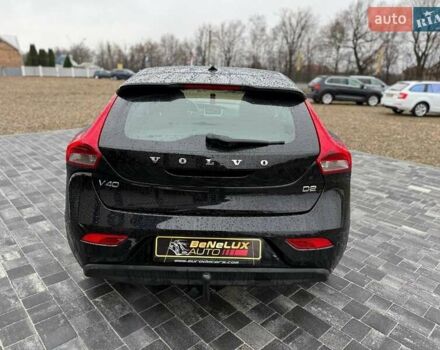 Чорний Вольво V40, об'ємом двигуна 1.56 л та пробігом 207 тис. км за 10599 $, фото 6 на Automoto.ua