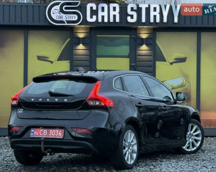 Черный Вольво В40, объемом двигателя 1.6 л и пробегом 212 тыс. км за 11600 $, фото 3 на Automoto.ua