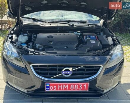 Чорний Вольво V40, об'ємом двигуна 1.6 л та пробігом 244 тис. км за 10700 $, фото 43 на Automoto.ua