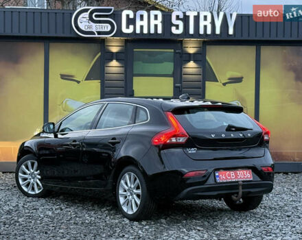 Черный Вольво В40, объемом двигателя 1.6 л и пробегом 212 тыс. км за 11600 $, фото 2 на Automoto.ua